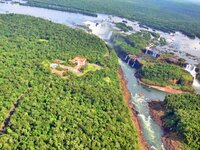 Hubschrauber-Rundflug über die Iguassu-Fälle