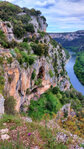 An der Ardèche oberhalb der Madeleine-Grotte