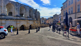 Arles - am Amphitheater